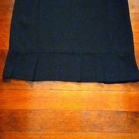 DRESS BARN Women's Skirt - Picture 5 of 7
